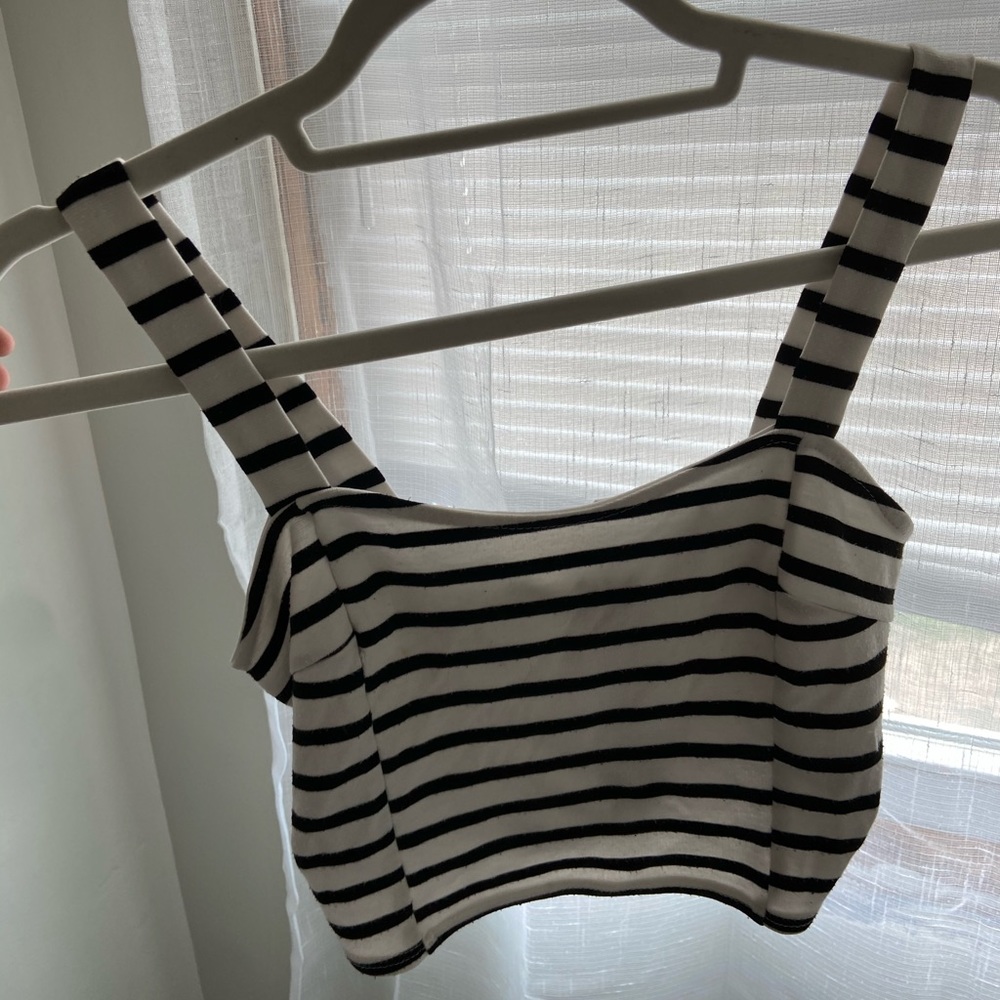 Cropped tank top